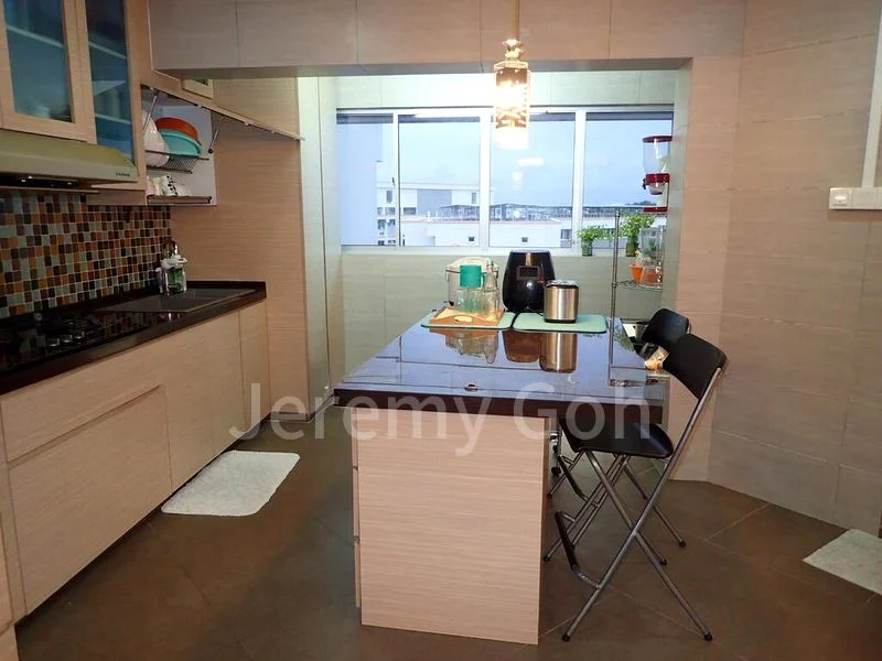 5 Room (5A) HDB for Rent in  363 Tampines Street 34 - Image 8