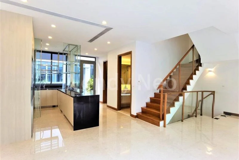 5 Bed Cluster House (Landed) for Rent in  Greenwood Mews - Image 2