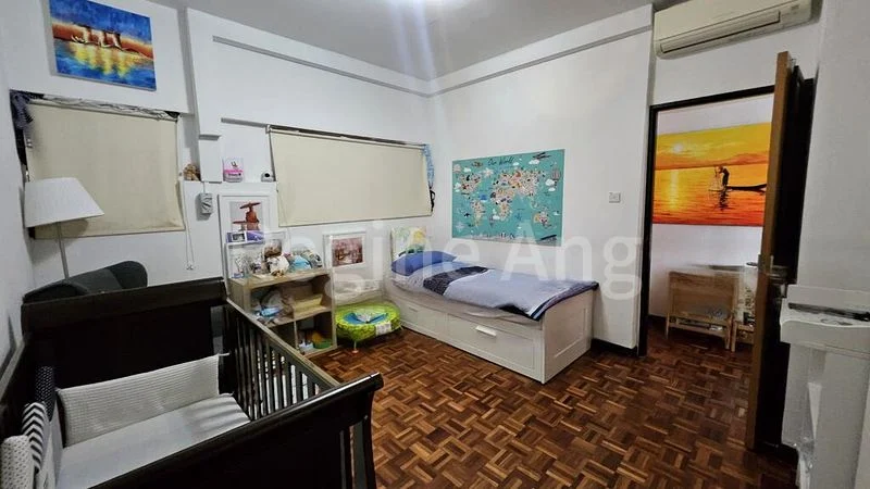 3 Bed Condo for Sale in  Ridgewood Condominium / Ridgewood - Image 2