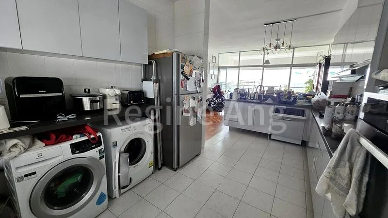 3 Bed Condo for Sale in  Ridgewood Condominium / Ridgewood - Image 8