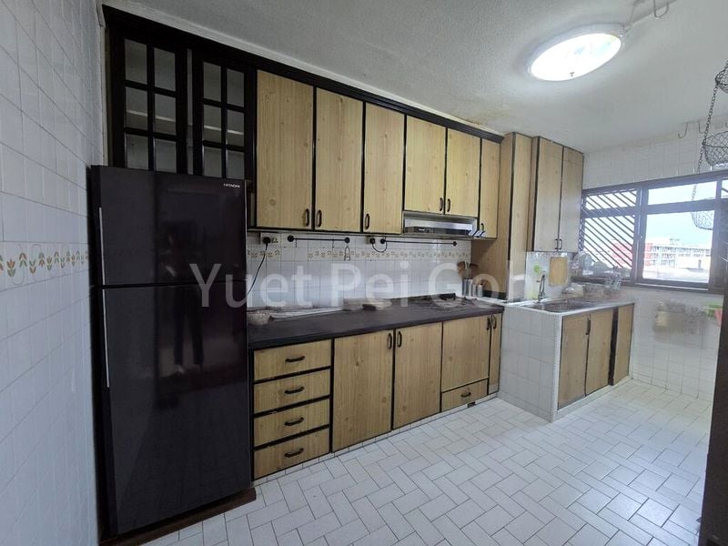 Maisonette HDB for Rent in  533 Hougang Avenue 6 - Image 4