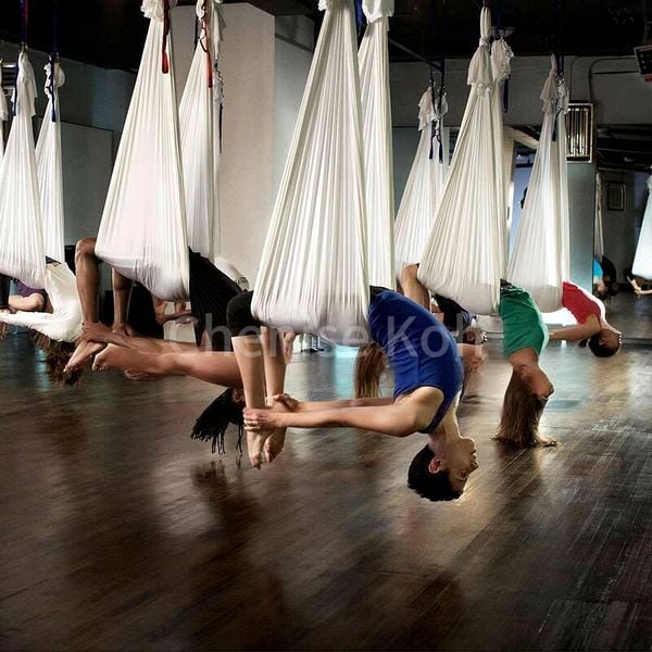 Shop / Shophouse for Rent: Somerset/Orchard - 8m ceiling for Fitness or Retail - Image 1