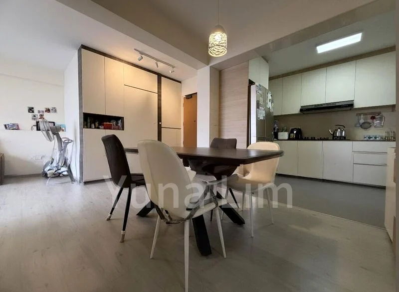4 Room (4A) HDB for Sale in  351D Anchorvale Road - Image 2