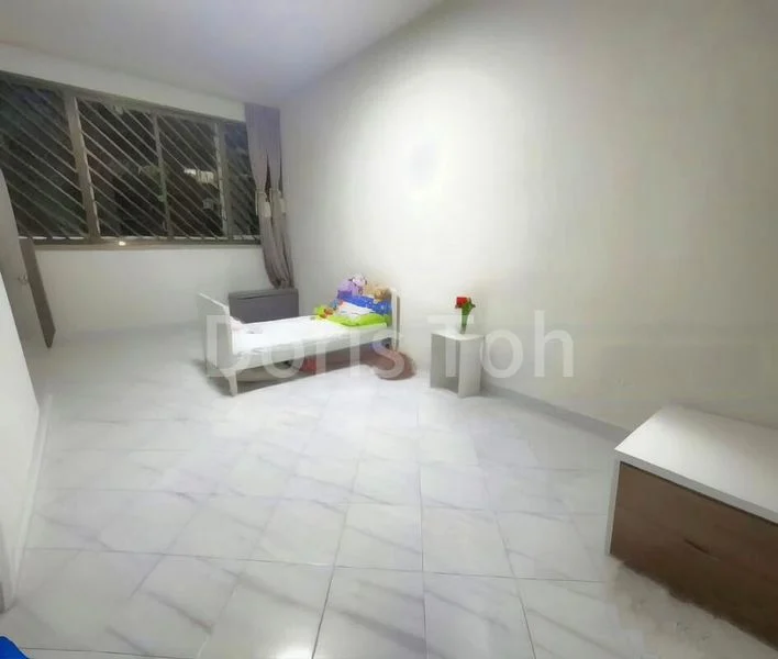 4 Room (4A) HDB for Rent in  305 Yishun Central - Image 4