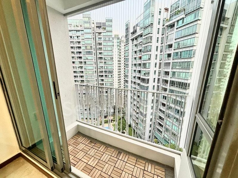 3 Bed Condo for Rent in  The Quintet - Image 4