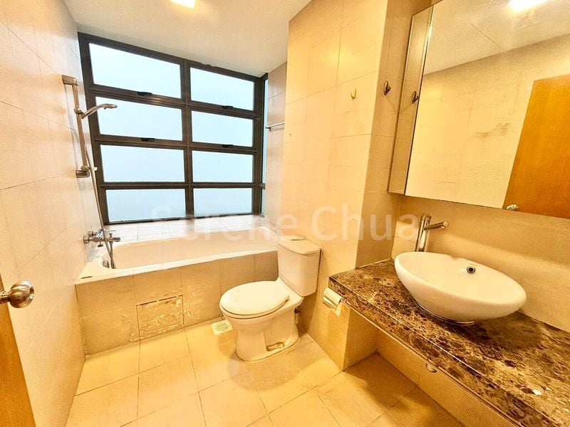 3 Bed Condo for Rent in  The Quintet - Image 12