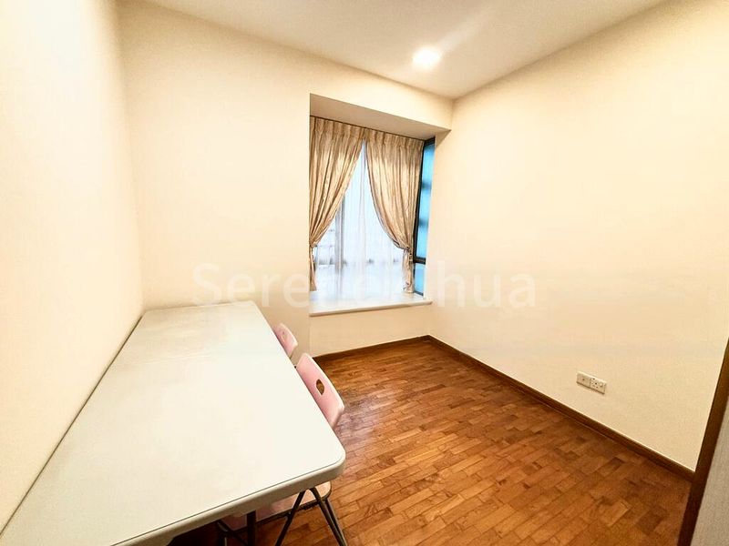 3 Bed Condo for Rent in  The Quintet - Image 11