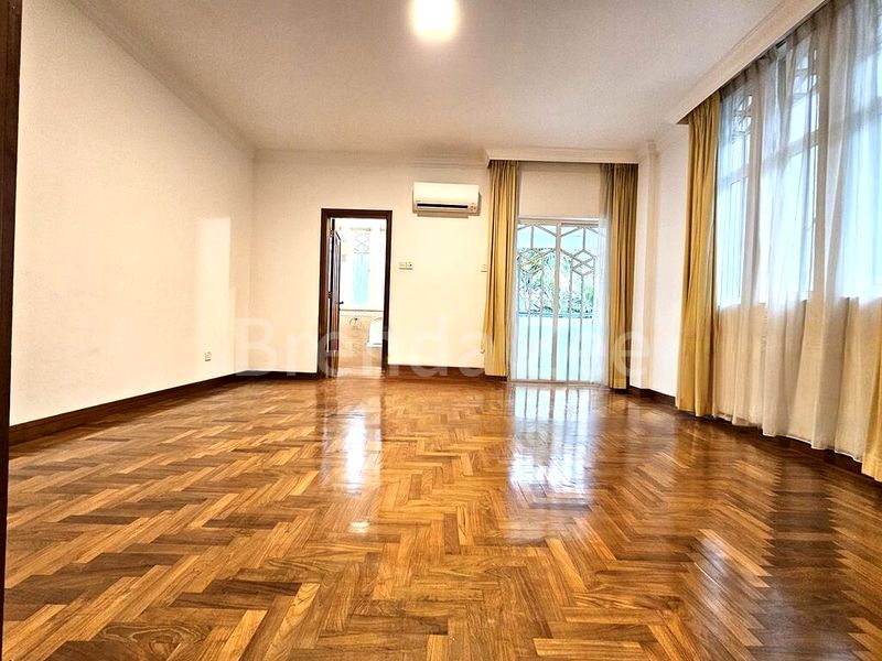 4 Bed Semi-Detached House (Landed) for Sale in Kew Vale - Image 9