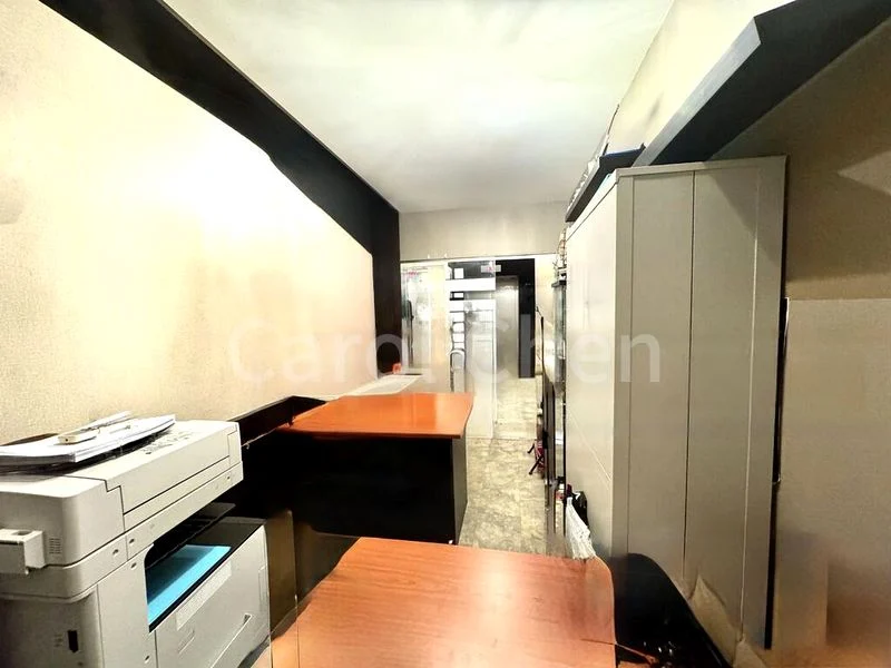 Office for Rent: Onan Road - Image 1