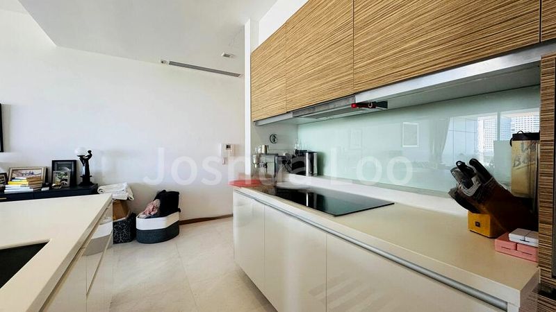 1 Bed Condo for Sale in Concourse Skyline - Image 3