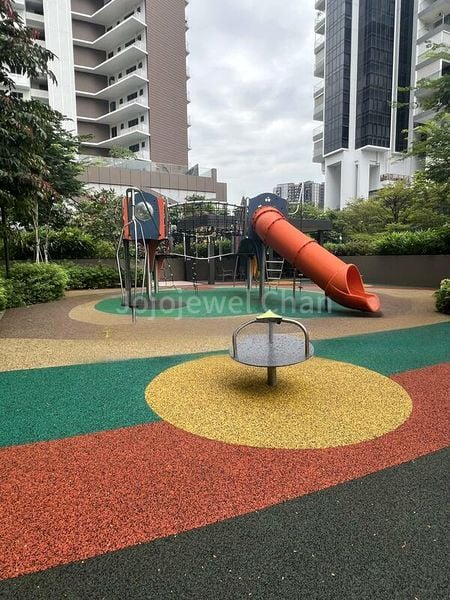 3 Bed Condo for Rent in  Liv @ MB - Image 3