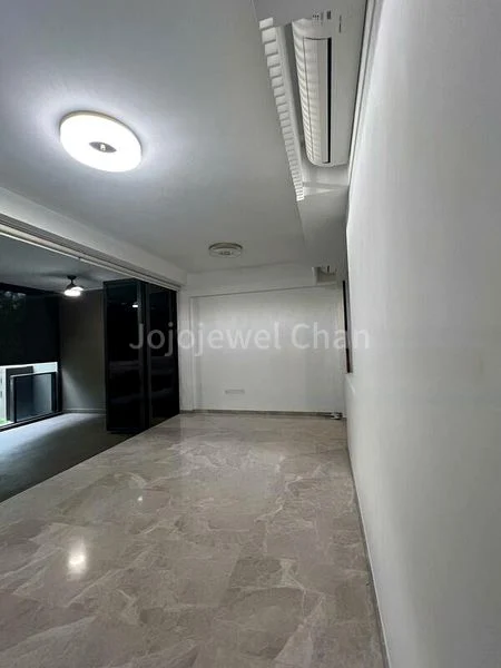 3 Bed Condo for Rent in  Liv @ MB - Image 17