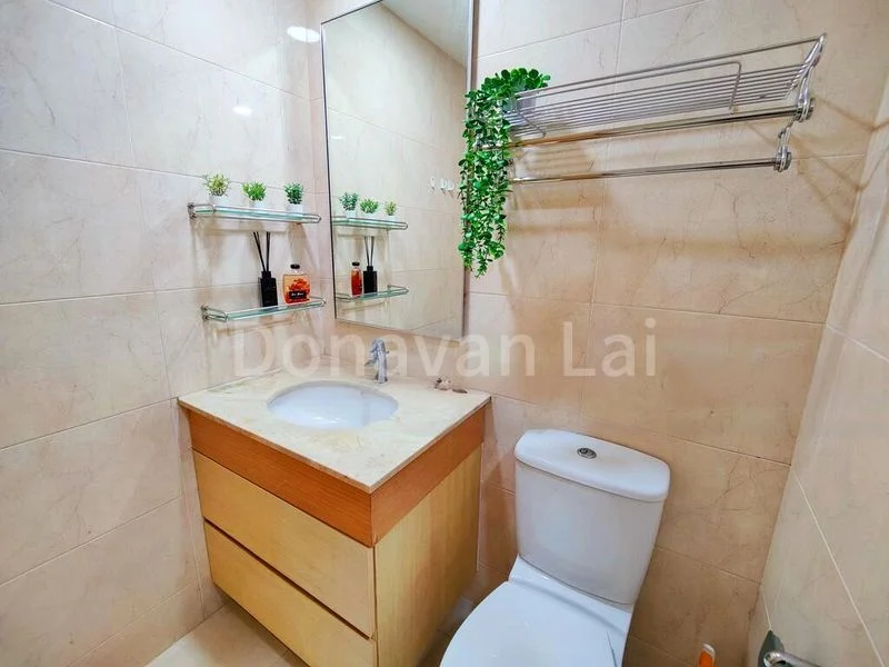 Room (Condo) for Rent in  The Lakeshore - Image 8