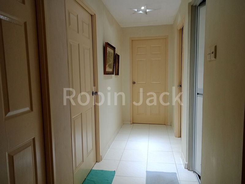 Premium HDB for Sale in 341A Sembawang Close - Image 5