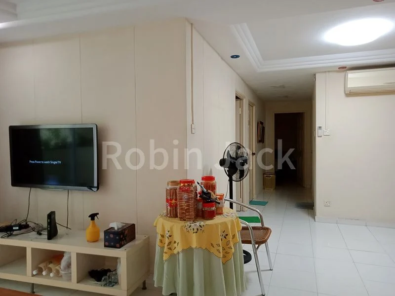 Premium HDB for Sale in 341A Sembawang Close - Image 1