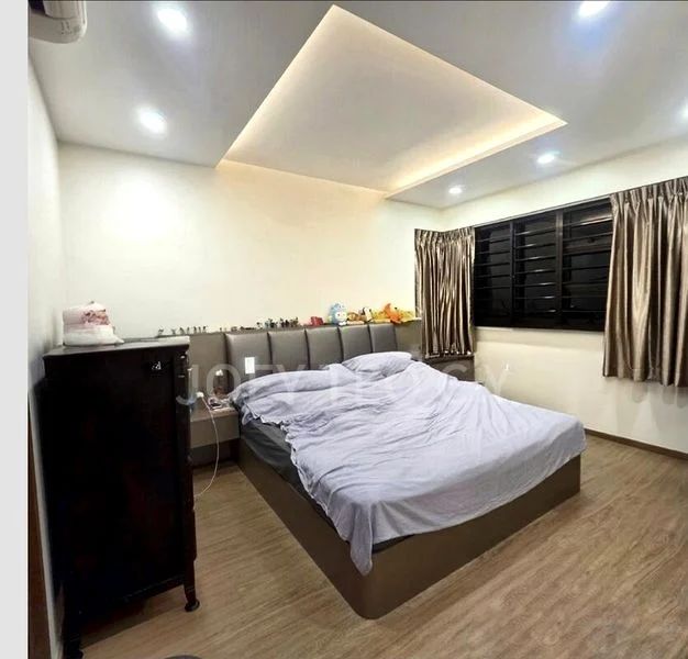 Premium HDB for Sale in 33 Ghim Moh Link - Image 12