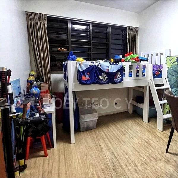 Premium HDB for Sale in 33 Ghim Moh Link - Image 11