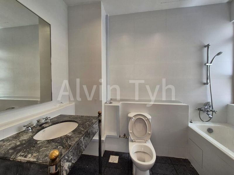 4 Bed Condo for Rent in  Leonie Condotel - Image 2