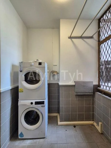 4 Bed Condo for Rent in  Leonie Condotel - Image 1