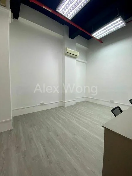 Light Industrial (B1) for Rent: A'Posh BizHub - Image 3