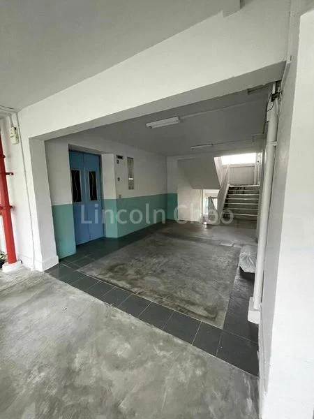 3 Room (3NG) HDB for Rent in  208 Yishun Street 21 - Image 3