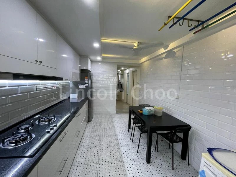 3 Room (3NG) HDB for Rent in  208 Yishun Street 21 - Image 7