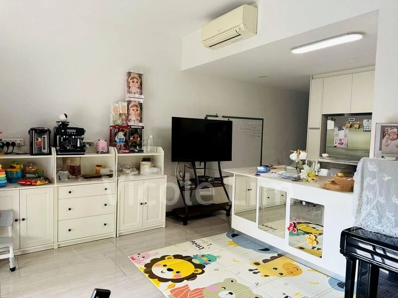 3 Bed Condo for Rent in  Lakeville - Image 2