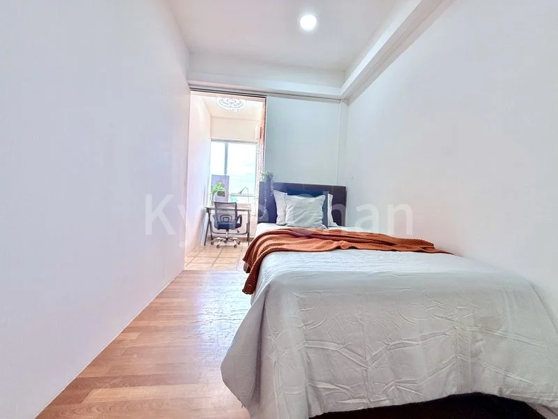Common Room (Condo) for Rent in Pandan Valley - Image 4