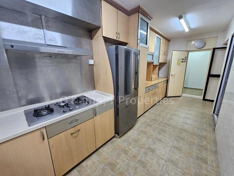 5 Room (5I) HDB for Rent in  200D Sengkang East Road - Image 10