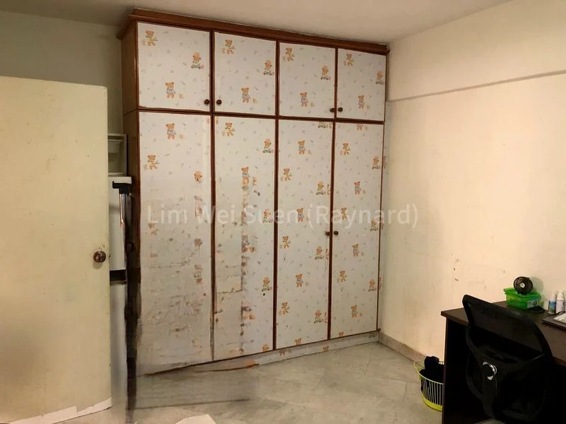 4 Room (4NG) HDB for Rent in  210 Bukit Batok Street 21 - Image 5