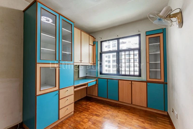 3 Bed Executive Condo for Sale in Eastvale - Image 6