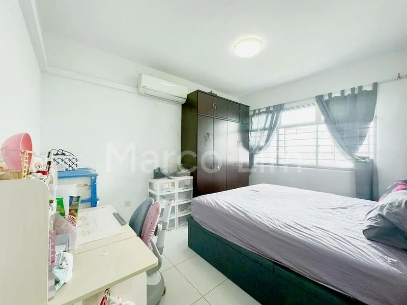 4 Room (4A) HDB for Sale in  213A Punggol Walk - Image 8