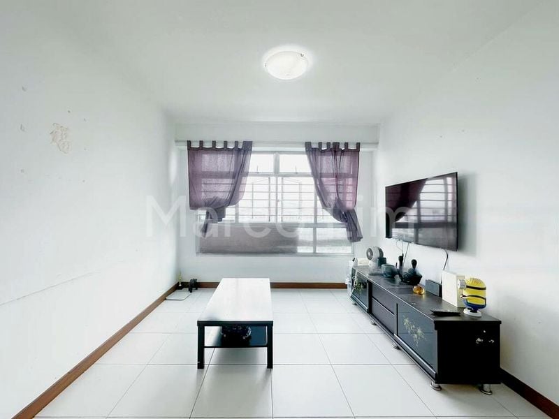 4 Room (4A) HDB for Sale in  213A Punggol Walk - Image 2