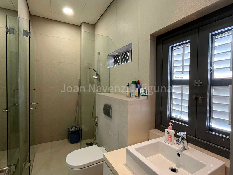 Shop / Shophouse for Rent: Inexpensive, Rare Shophouse on Duxton Rd - Image 3