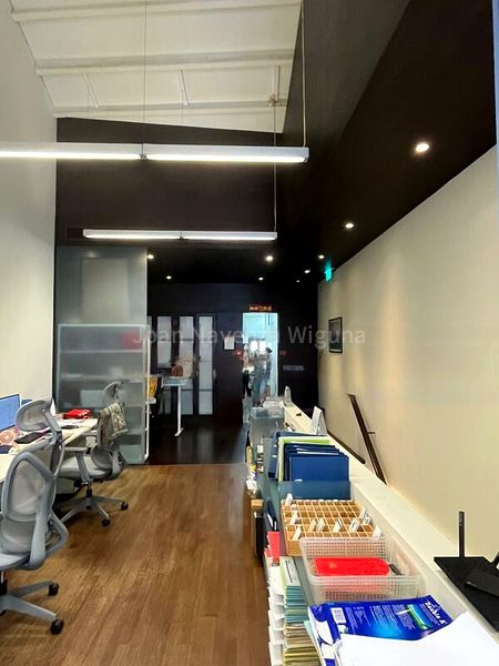 Shop / Shophouse for Rent: Inexpensive, Rare Shophouse on Duxton Rd - Image 6