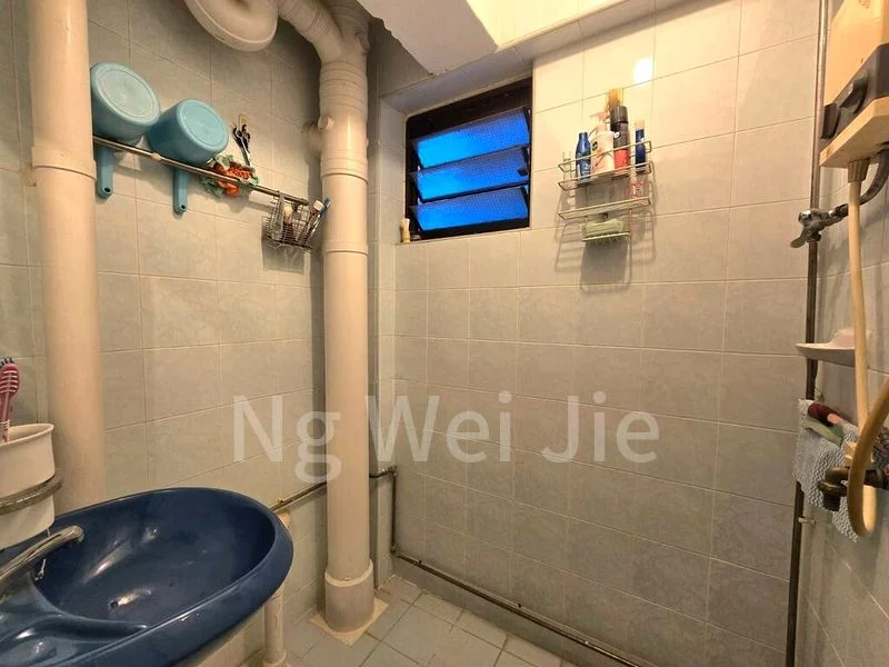 Common Room (HDB) for Rent in  5 Everton Park - Image 1