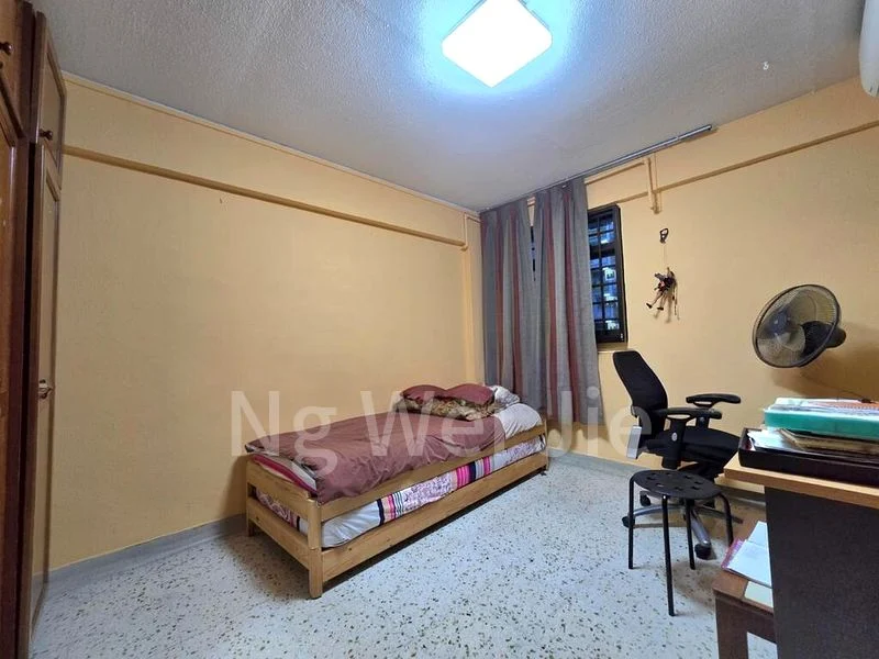 Common Room (HDB) for Rent in  5 Everton Park - Image 4