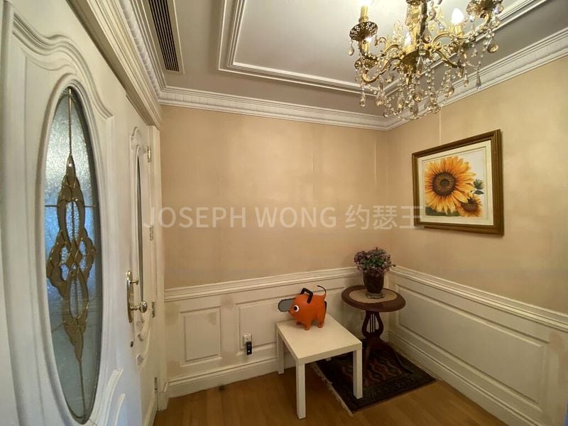 7 Bed Bungalow (Landed) for Sale in  Cosford Road - Image 1
