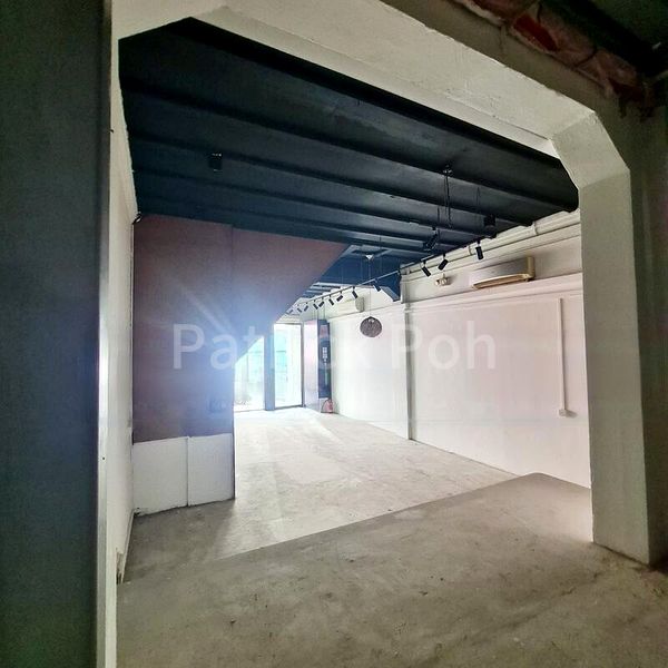 Food & Beverage for Sale: Prime F&B Shop Space on Keong Saik Road - Image 3