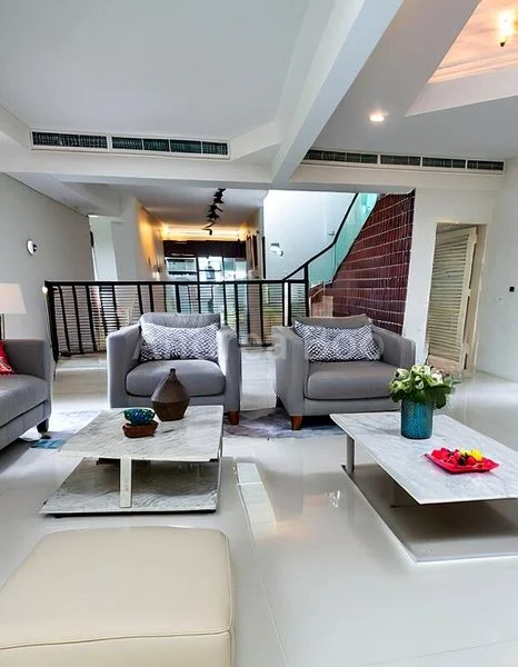 5 Bed Terraced House (Landed) for Sale in  Frankel Estate - Image 12