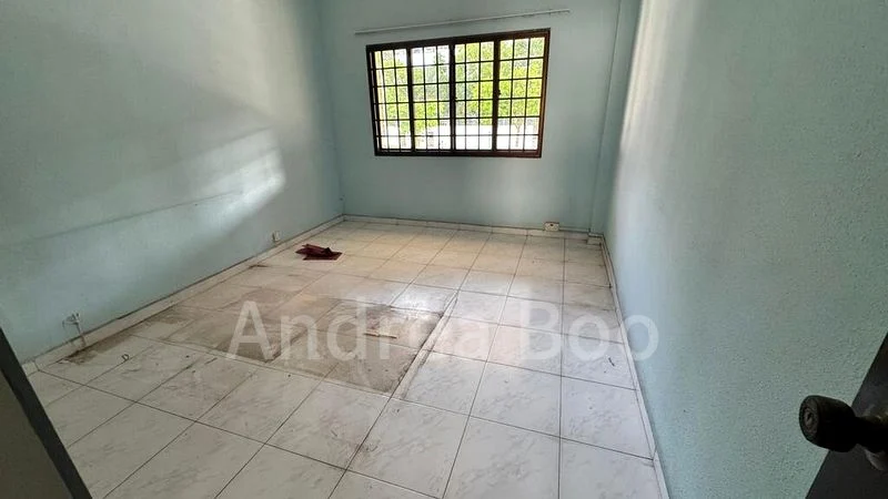 5 Bed Terraced House (Landed) for Sale in  Frankel Estate - Image 18