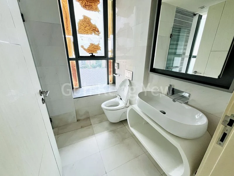 1 Bed Condo for Sale in  Lincoln Suites - Image 15