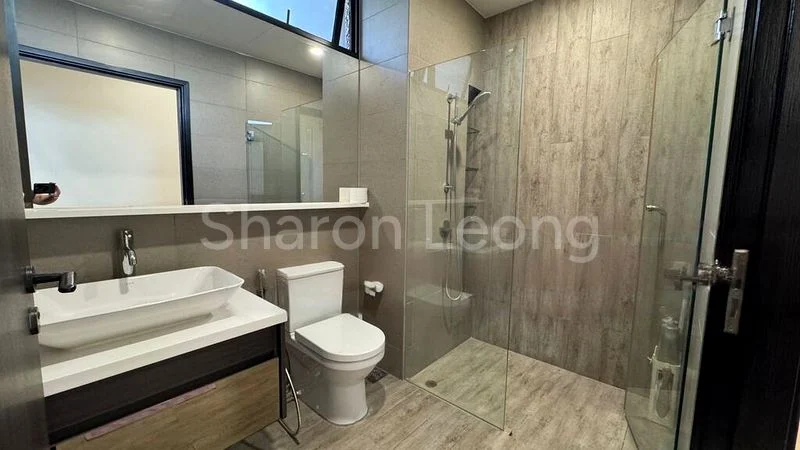 1 Bed Condo for Sale in  Three 11 - Image 2