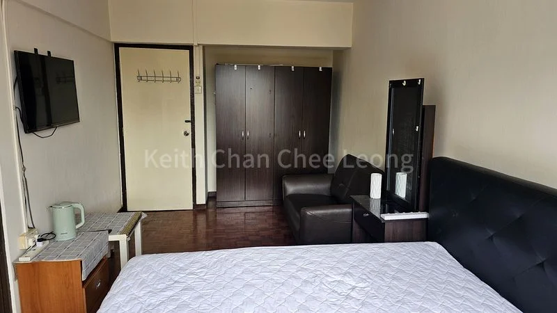 Master Room (Condo) for Rent in  People's Park Complex - Image 3