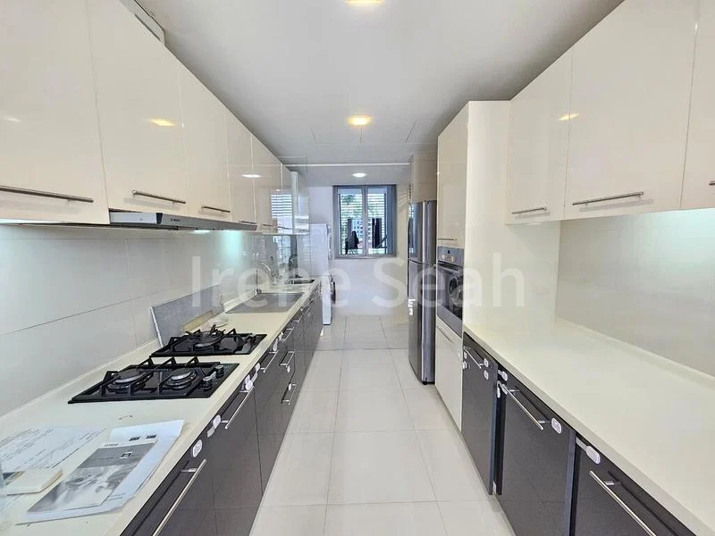 3 Bed Condo for Rent in The Wharf Residence - Image 15