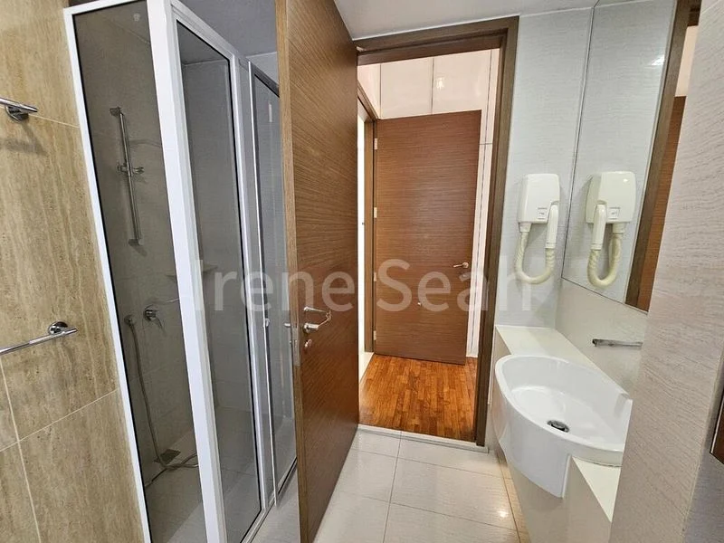 3 Bed Condo for Rent in The Wharf Residence - Image 11