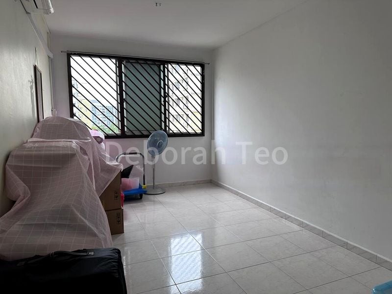 5 Room (5I) HDB for Sale in  165 Simei Road - Image 8