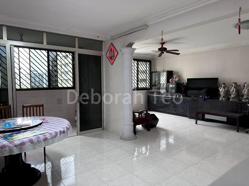 5 Room (5I) HDB for Sale in  165 Simei Road - Image 5