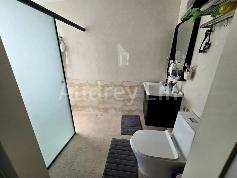 3 Bed Condo for Sale in  The Centris - Image 11