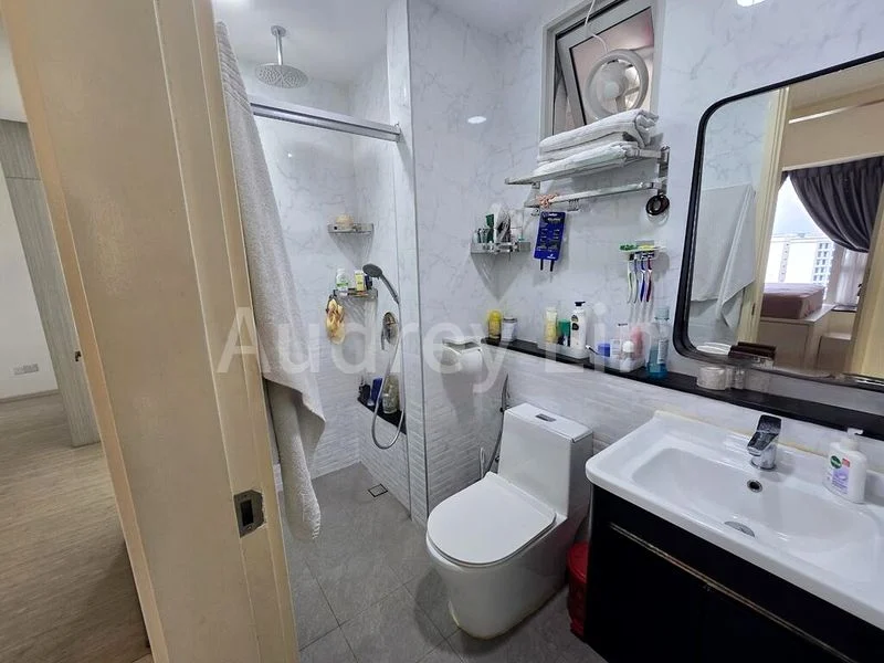 3 Bed Condo for Sale in  The Centris - Image 10